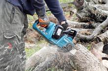 Makita DUC353Z chainsaw - image: HW
